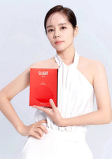 WOMEN HOLDING Retinal Age-Reset Neck Patch