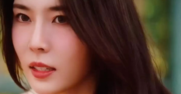 Carrie Wong reveals her 7-second secret to silky, smooth hair with Julioly Silk Keratin — now available at Guardian stores across Singapore