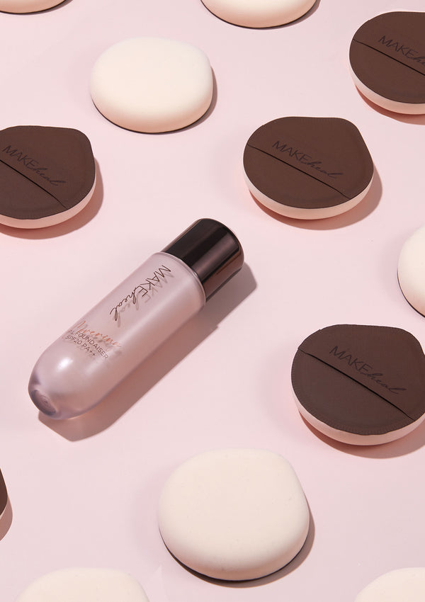 MAKEHEAL Korean foundation set with Cloud Pang Pang makeup puff